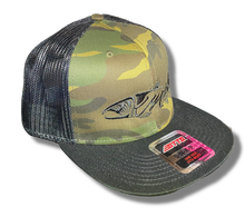 Load image into Gallery viewer, Snapback Trucker Flatbrim - Green Camo/Black Black - Kype Gear
