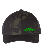 Load image into Gallery viewer, Snapback Trucker - MultiCam Black/Black - Kype Gear
